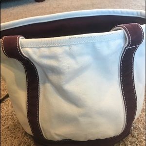 Lands’ End Medium Zip Top Canvas Tote